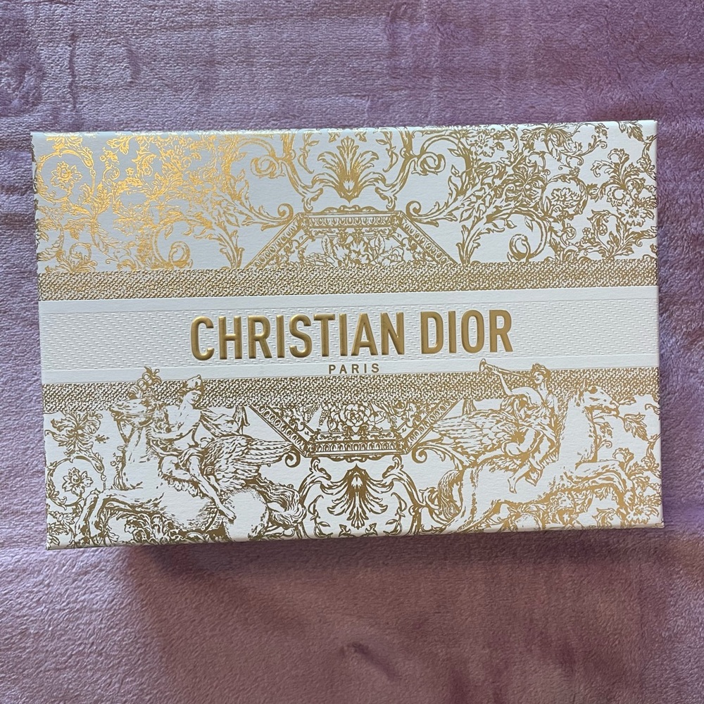 Dior gift box